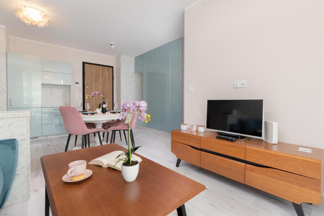Plac Unii Apartment Gdynia By Noclegi Renters Zewnętrze zdjęcie